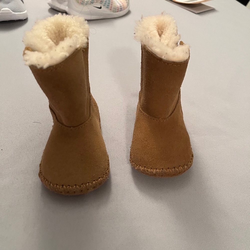Ugg boots baby 2/3